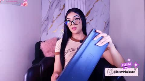 Mhia Kate online show from 05.21.26