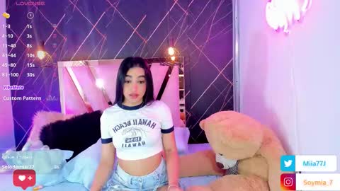 Mia online show from 11.19.25