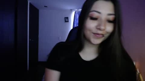 Mia zoe online show from 02.21.25