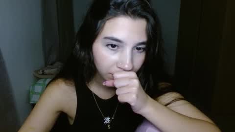Mia online show from 10.03.25