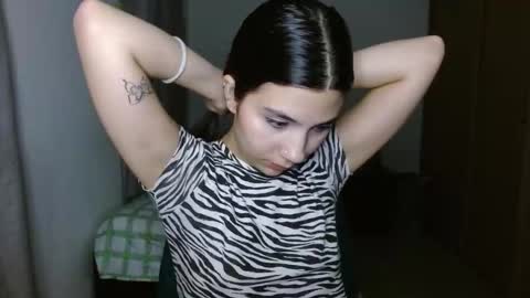 Mia online show from 10.23.25