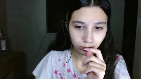 Mia online show from 06.08.26