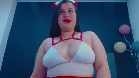 C A L L  M E  M I A  online show from 10.31.25