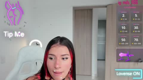 Snapshot of mia_adams66 chatting on 01.28.25 Mia adams online show from 01.28.25