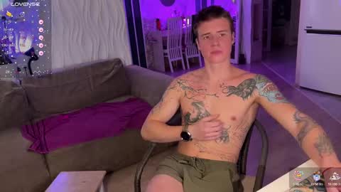 Andre and Mia online show from 02.12.25