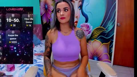 Mia online show from 12.28.24