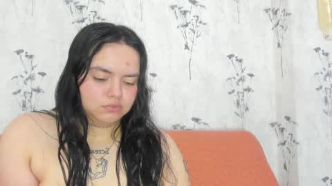Snapshot of mia_candy_0 chatting on 01.11.25 Mia online show from 01.11.25