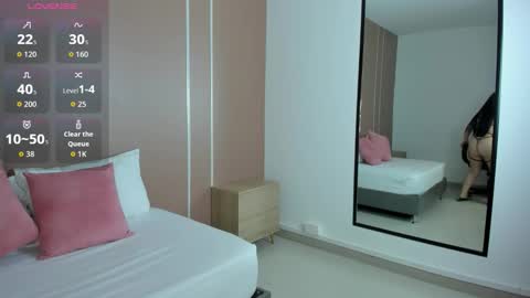 Snapshot of mia_collins96 chatting on 12.02.25 M I A online show from 12.02.25