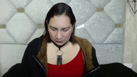 Mia online show from 04.01.26