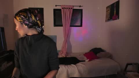 Mia Sandoval online show from 02.01.26