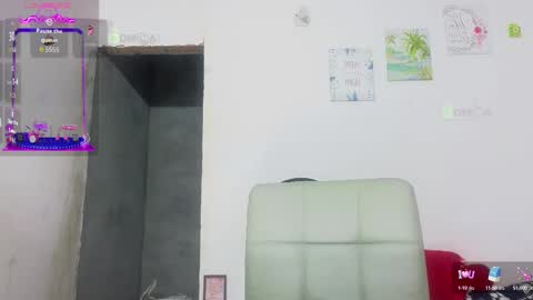 Snapshot of mia_dollone1 chatting on 09.16.25 Mia online show from 09.16.25