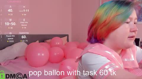 Mia online show from 11.29.25