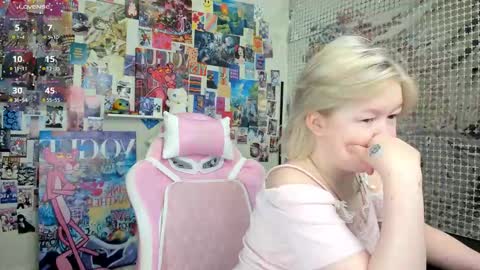 Mia online show from 03.27.26