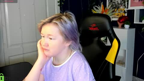 Mia online show from 05.22.26
