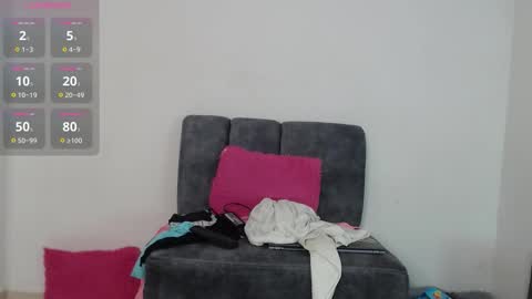 M I A online show from 11.09.25