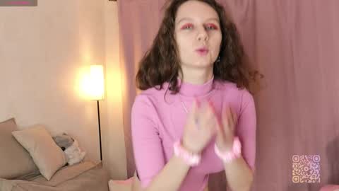 Mia  online show from 02.15.26