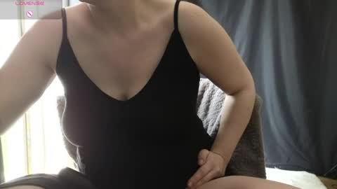 Snapshot of mia_g0ld chatting on 05.01.26 Golden ones online show from 05.01.26