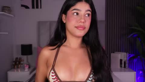 Snapshot of mia_gabbaai chatting on 04.10.26 Mia online show from 04.10.26