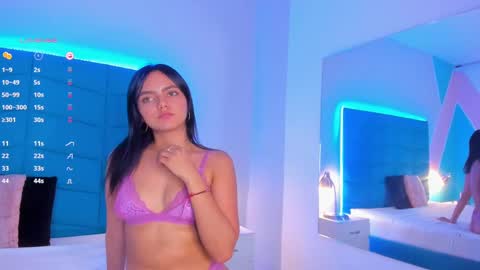 mia_greco_ online show from 01.08.25