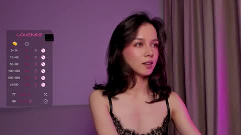 Mia online show from 09.09.25