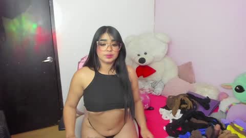 Mia J Abbey online show from 02.04.25