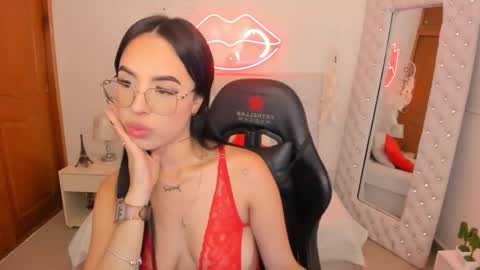    online show from 02.08.25