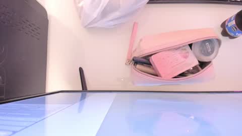    online show from 09.25.25