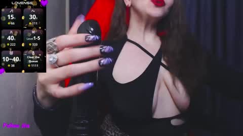 MiaJoy online show from 10.05.25