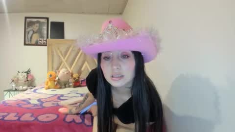 mia kaneee online show from 10.21.25