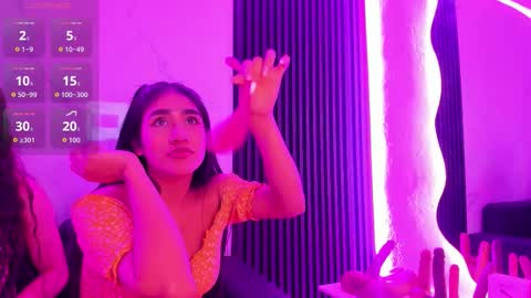 Mia Keylis online show from 10.19.25