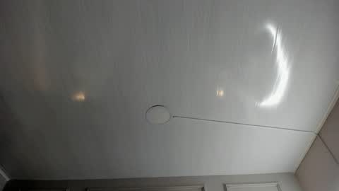 Mia online show from 04.15.26