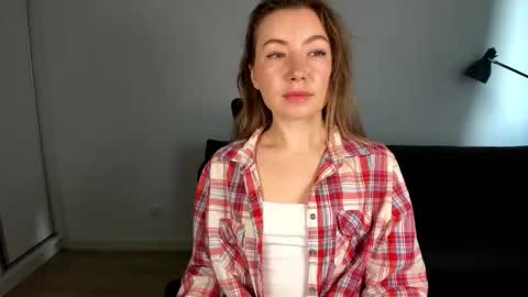 Snapshot of mia_luxx92 chatting on 02.28.26 Mia online show from 02.28.26