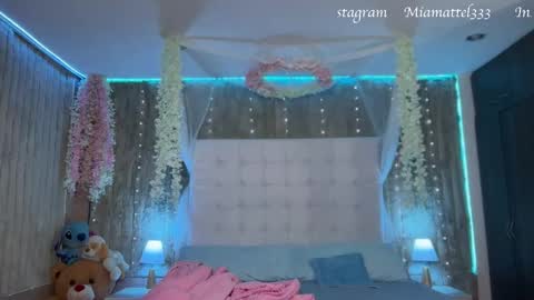 Snapshot of mia_mattel chatting on 11.07.25 333 online show from 11.07.25