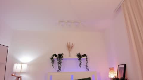 Mia here Appreciate your support online show from 01.21.25