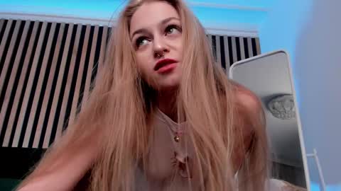 Mia here Appreciate your support online show from 02.24.25