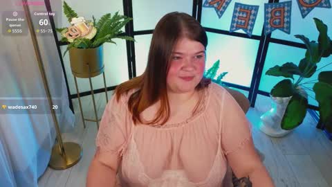 Snapshot of mia_of_your_dreams chatting on 09.19.25 Sweet Mia online show from 09.19.25
