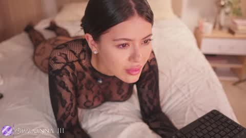 Snapshot of mia_paulina chatting on 07.10.26 Instagram Nelyiramirez online show from 07.10.26