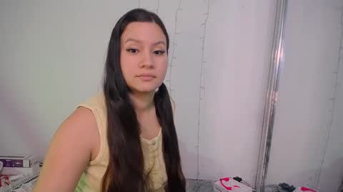 mia reys online show from 01.05.25