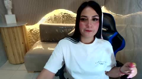 Mia online show from 02.27.26