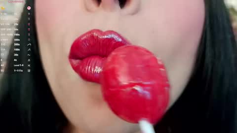 Snapshot of mia_roux1 chatting on 11.27.25 Mia online show from 11.27.25