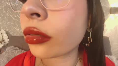 Snapshot of mia_roux13 chatting on 02.10.25 Mia Roux online show from 02.10.25