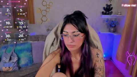 Mia online show from 05.28.26