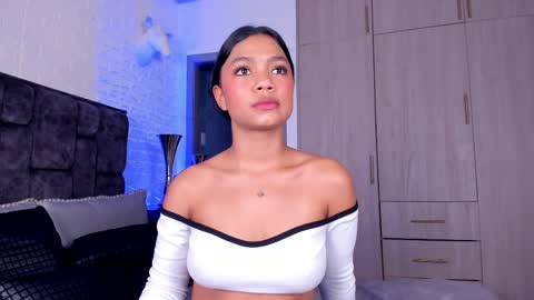 Mia steele online show from 04.06.26