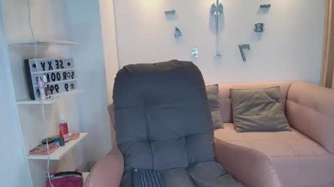 Mia online show from 01.19.26