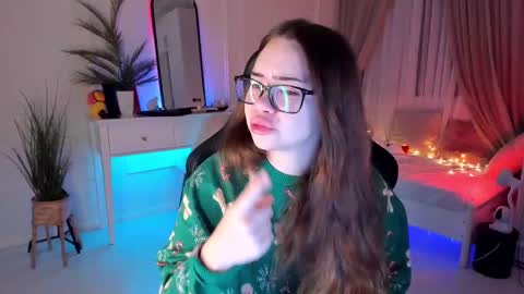 Snapshot of mia_vixen_ chatting on 02.10.25 VixenMia online show from 02.10.25