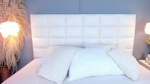 Snapshot of mia_vixenn chatting on 11.06.25 mia vixenn online show from 11.06.25