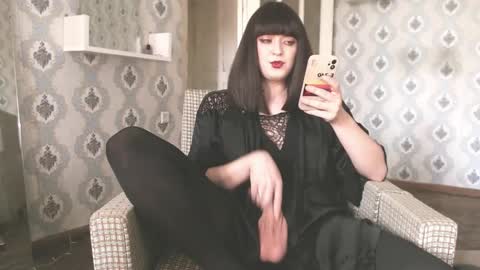 mia_wallase online show from 06.02.26