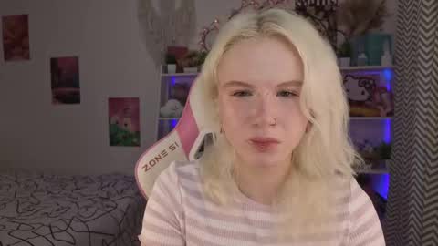 Mia online show from 05.28.26