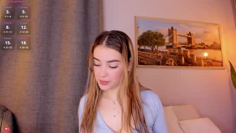 Mia White  online show from 01.30.25