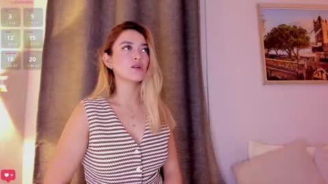 Mia White  online show from 10.30.25